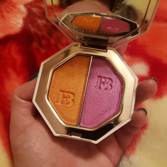 *SOLD* Beauty Killawatt Foil Highlighter - Picture 12 of 16